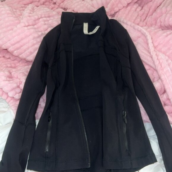 LIKE NEW! Lululemon Black Define Jacket Size 2 - Picture 8 of 9